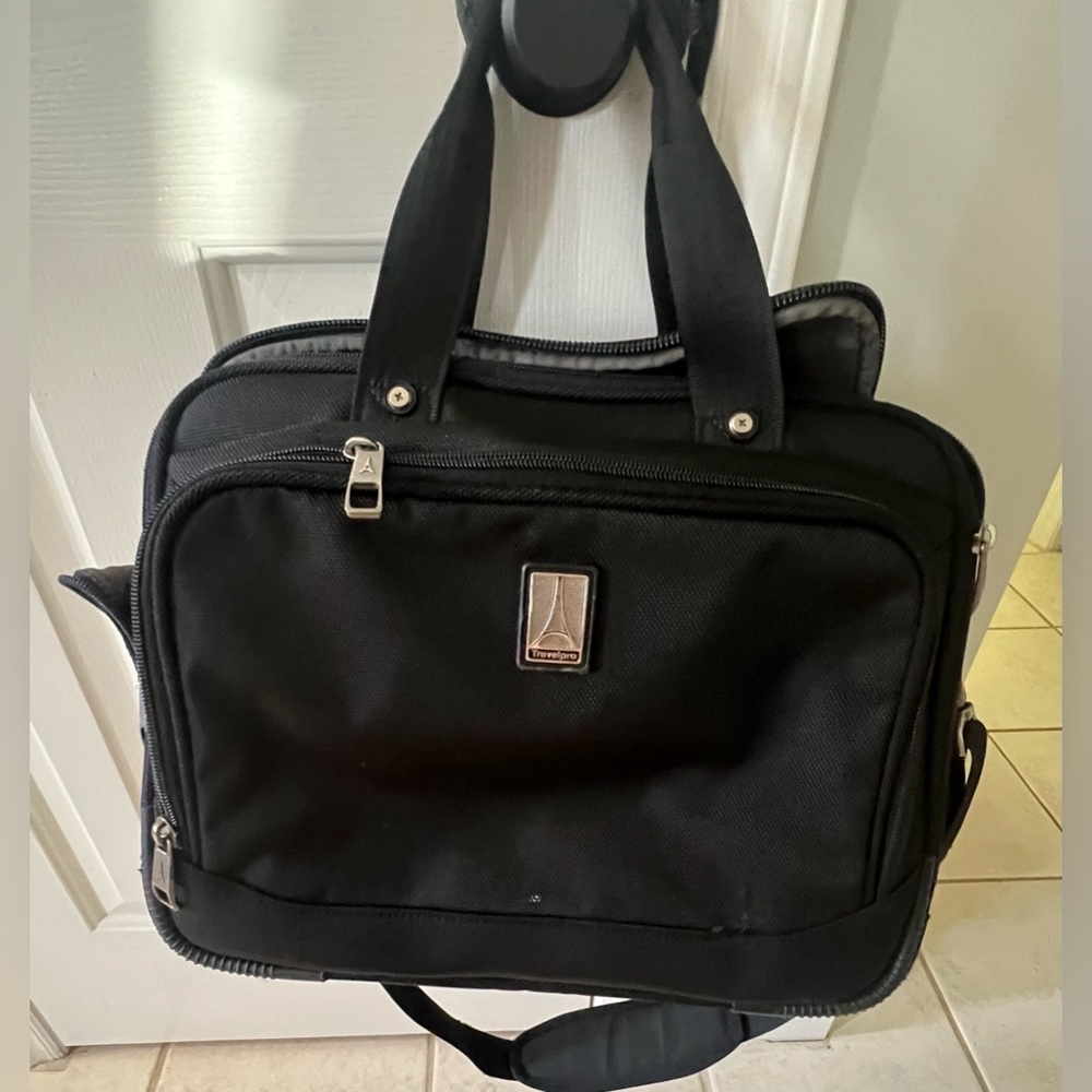 Travel pro Tote